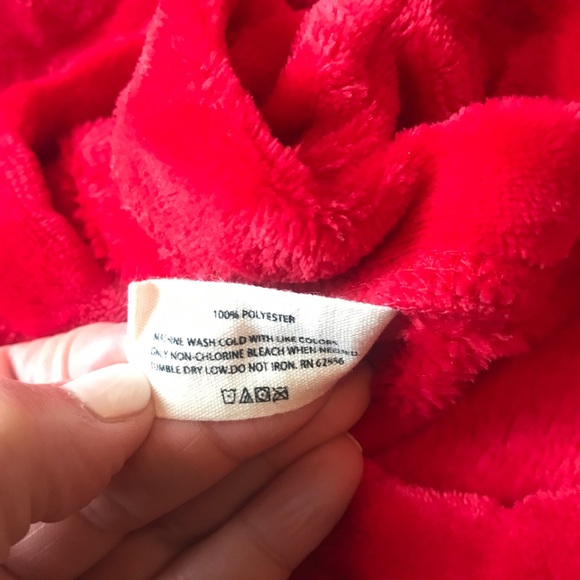 2 Piece Hue Valentine Velour Lounge Set - Picture 5 of 5